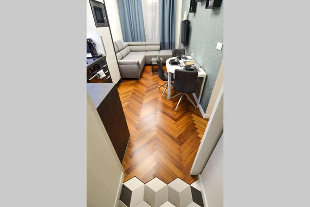 Brandly New Apartment Andel ปราก ภายนอก รูปภาพ