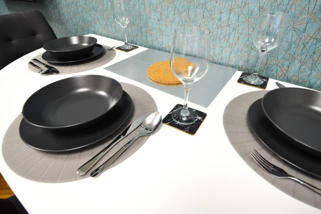 Brandly New Apartment Andel ปราก ภายนอก รูปภาพ