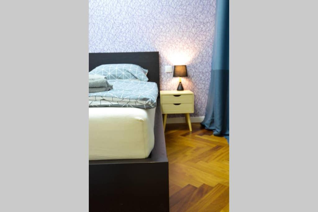 Brandly New Apartment Andel ปราก ภายนอก รูปภาพ