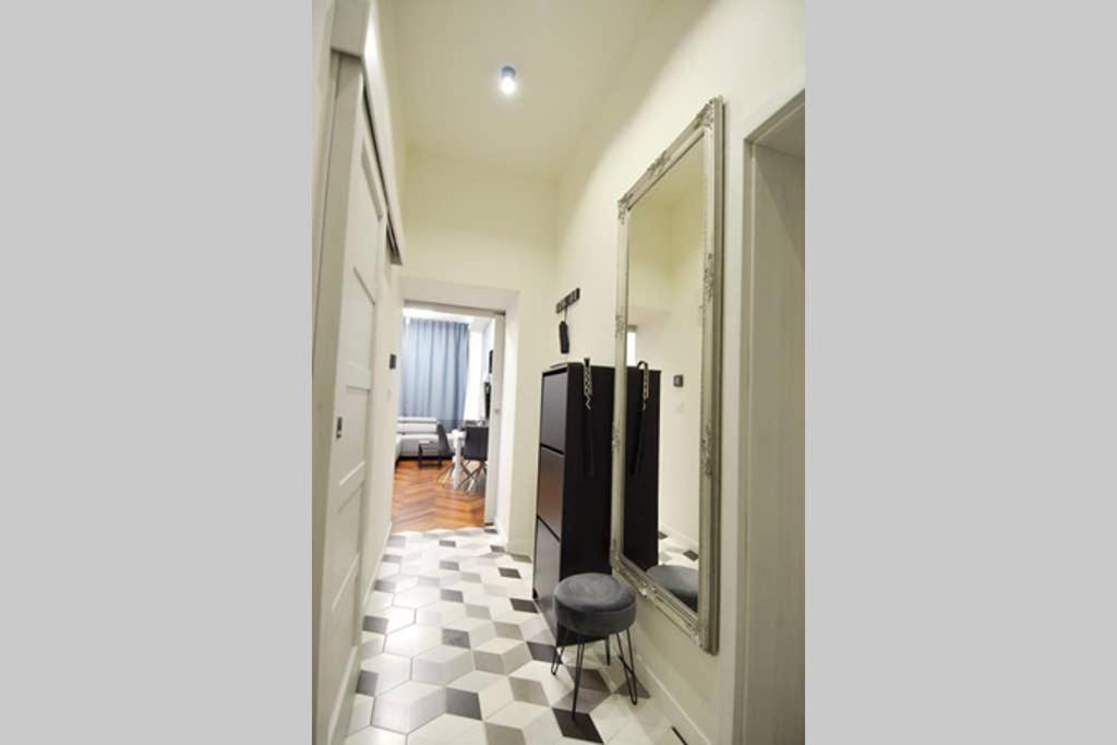 Brandly New Apartment Andel ปราก ภายนอก รูปภาพ